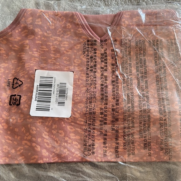 NWT! Athleta Aurora Seamless Crop Rib Tank - Size XS - Picture 7 of 8